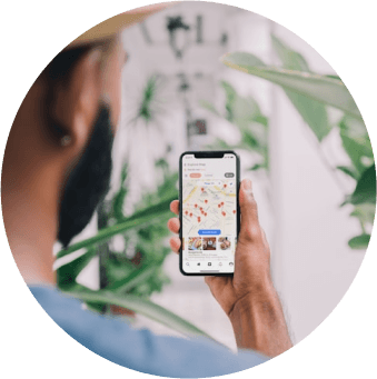 Desktop illustration of why you should choose Moxx Technologies for mobile app development